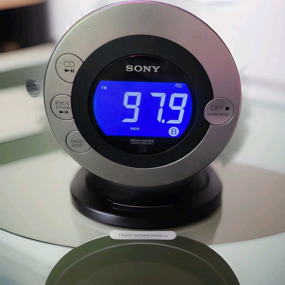 Sony Dream Machine ICF-CD3iP FM/AM Clock Radio w/CD Player iPhone Dock TESTED